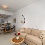 Vitalis Residences - Haven Adamantas (Milos)